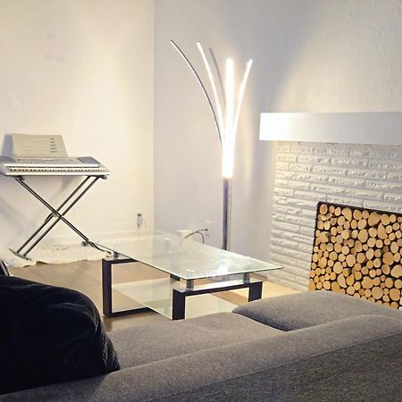 Charming Room With Attached Private Bath In The Heart Of Vancouver! Private Parking, Self Check-In & Just 4 Mins To Metrotown! ภายนอก รูปภาพ