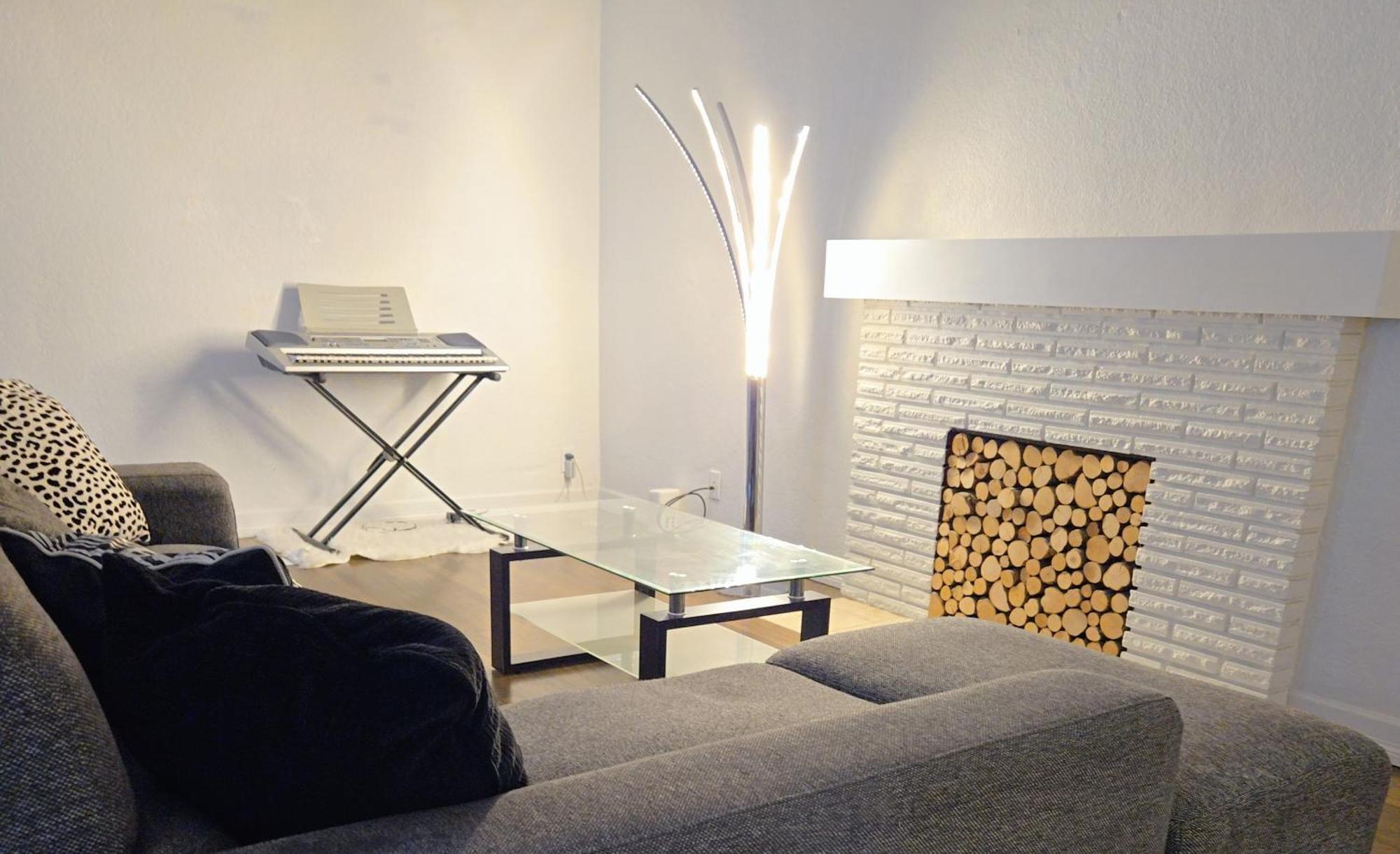 Charming Room With Attached Private Bath In The Heart Of Vancouver! Private Parking, Self Check-In & Just 4 Mins To Metrotown! ภายนอก รูปภาพ
